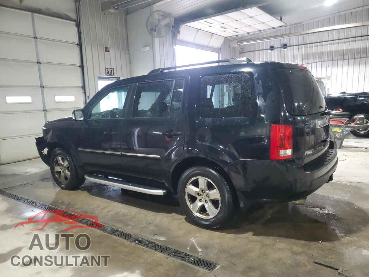 HONDA PILOT 2011 - 5FNYF4H98BB103649