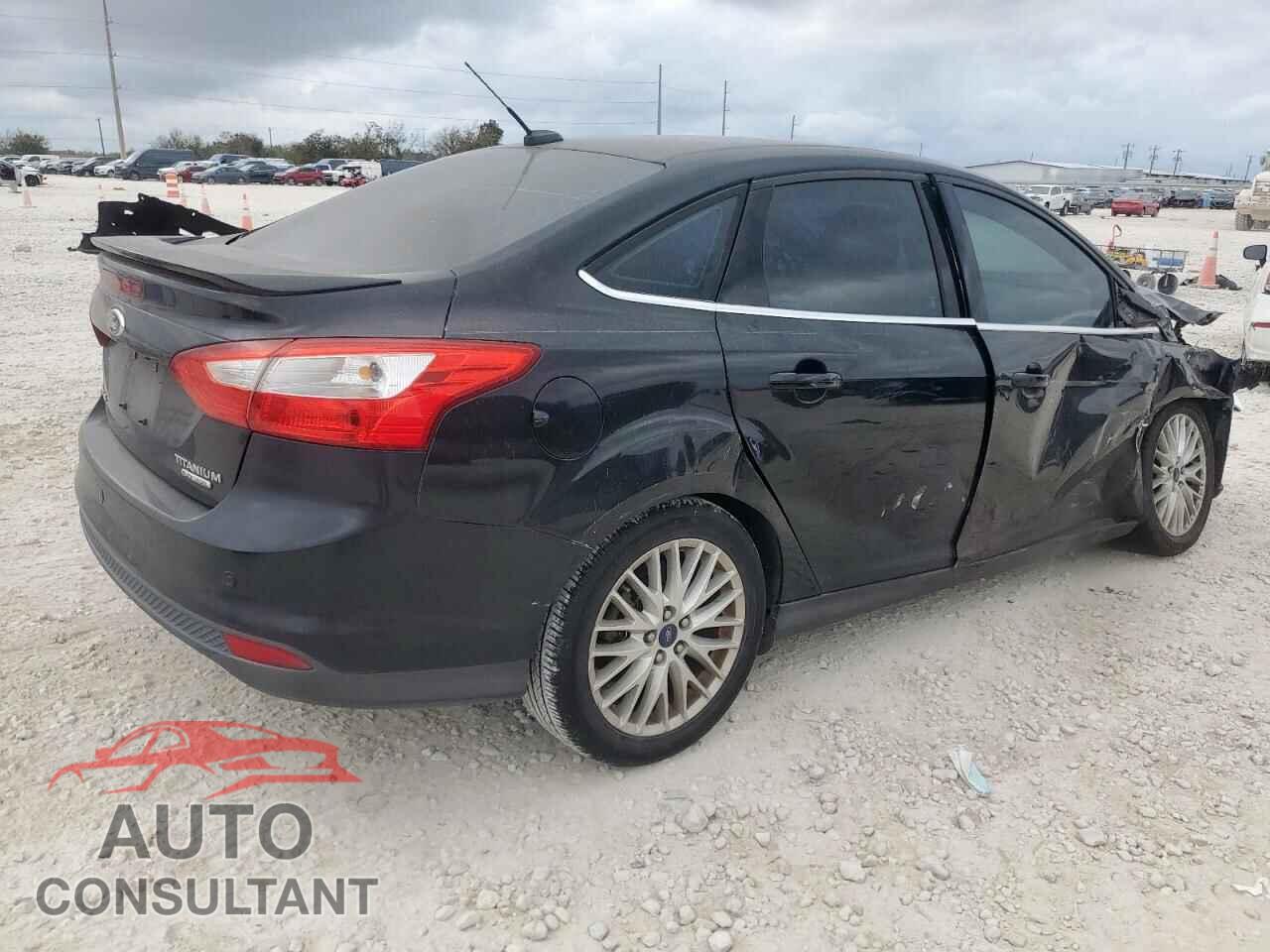 FORD FOCUS 2014 - 1FADP3J22EL412950