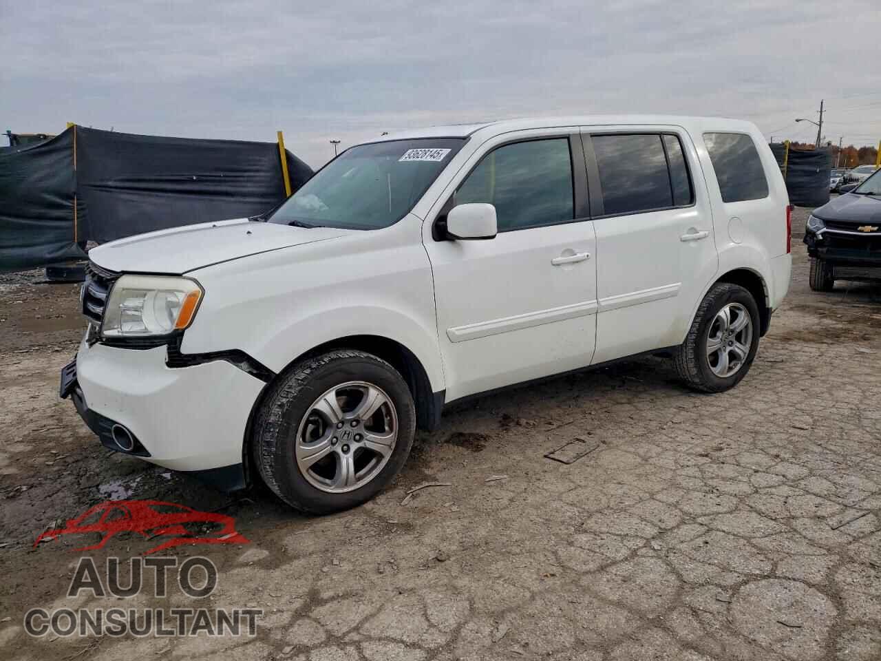 HONDA PILOT 2013 - 5FNYF3H57DB033104