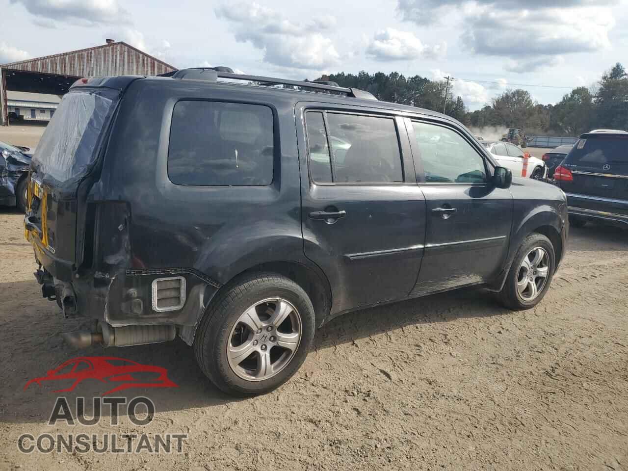 HONDA PILOT 2013 - 5FNYF4H59DB004094