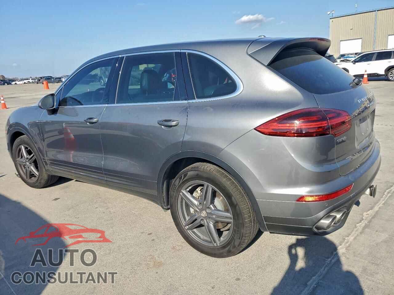 PORSCHE CAYENNE 2015 - WP1AB2A26FLA61353