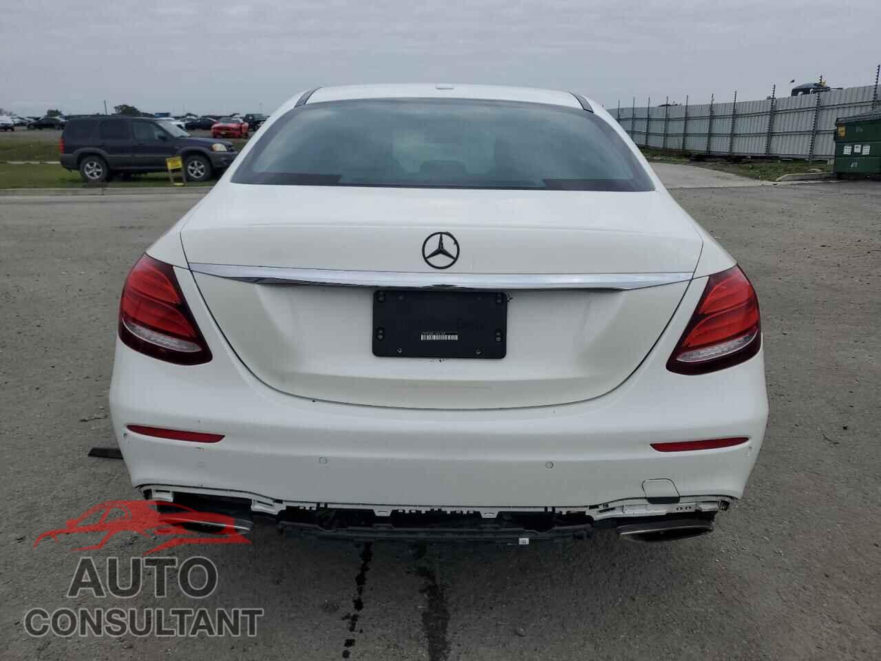 MERCEDES-BENZ E-CLASS 2017 - WDDZF4JB0HA201955