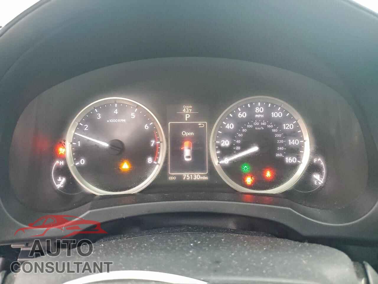 LEXUS IS 2015 - JTHCF1D24F5025846