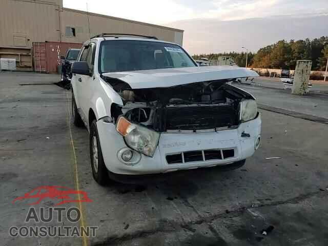 FORD ESCAPE 2010 - 1FMCU0DG1AKD01810