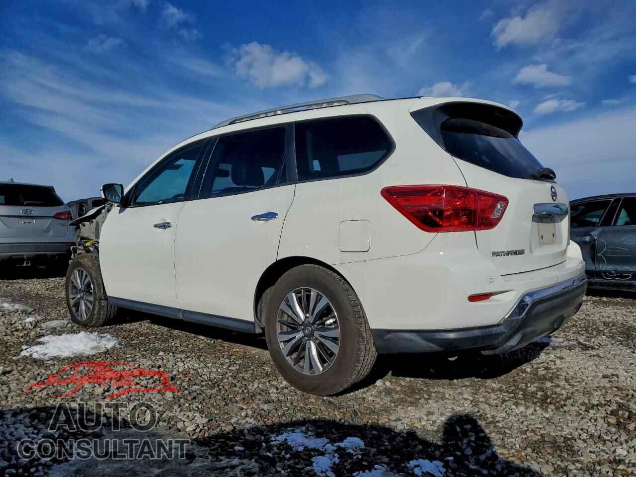 NISSAN PATHFINDER 2017 - 5N1DR2MM2HC682921