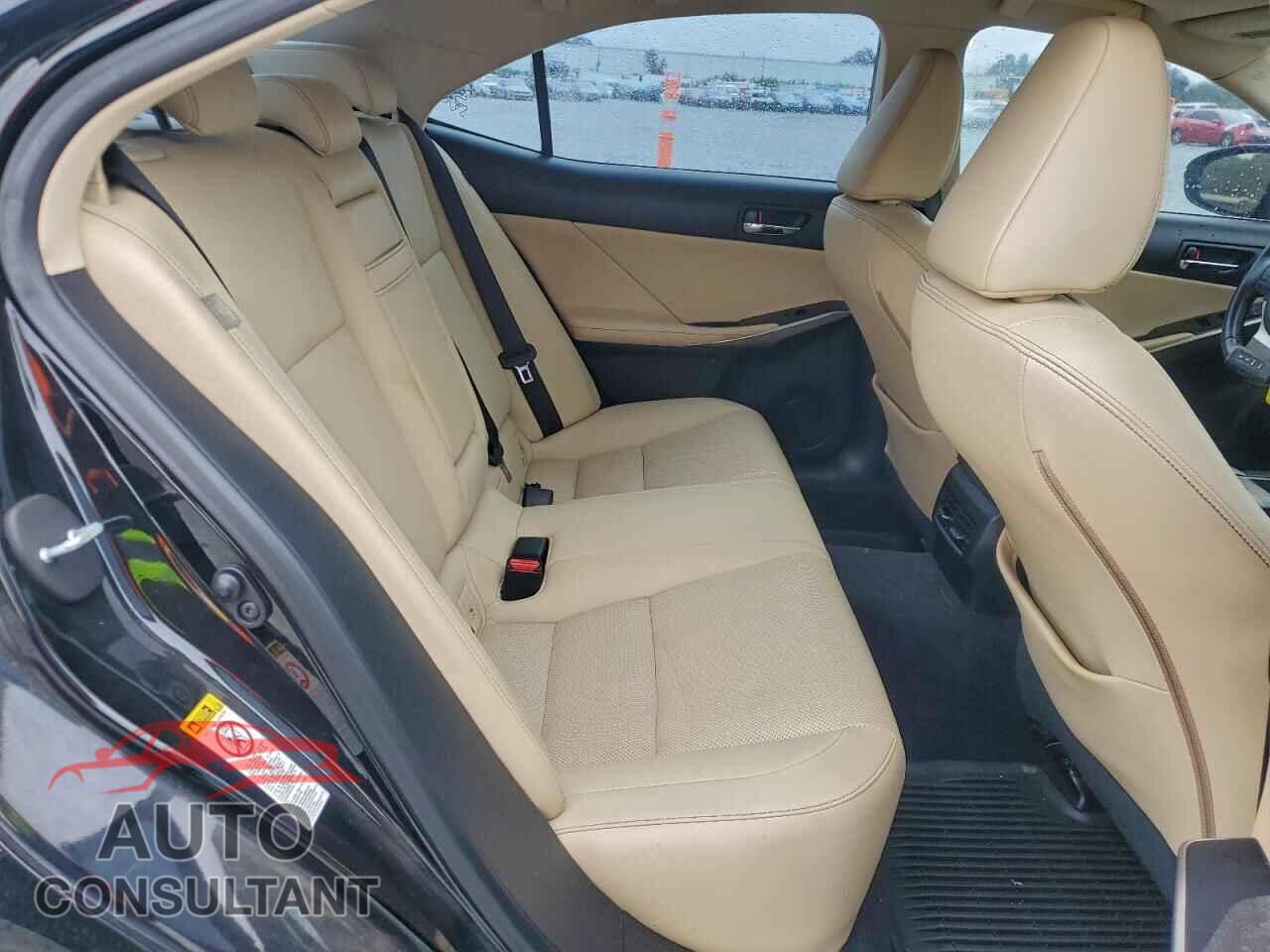 LEXUS IS 2015 - JTHBF1D28F5066587