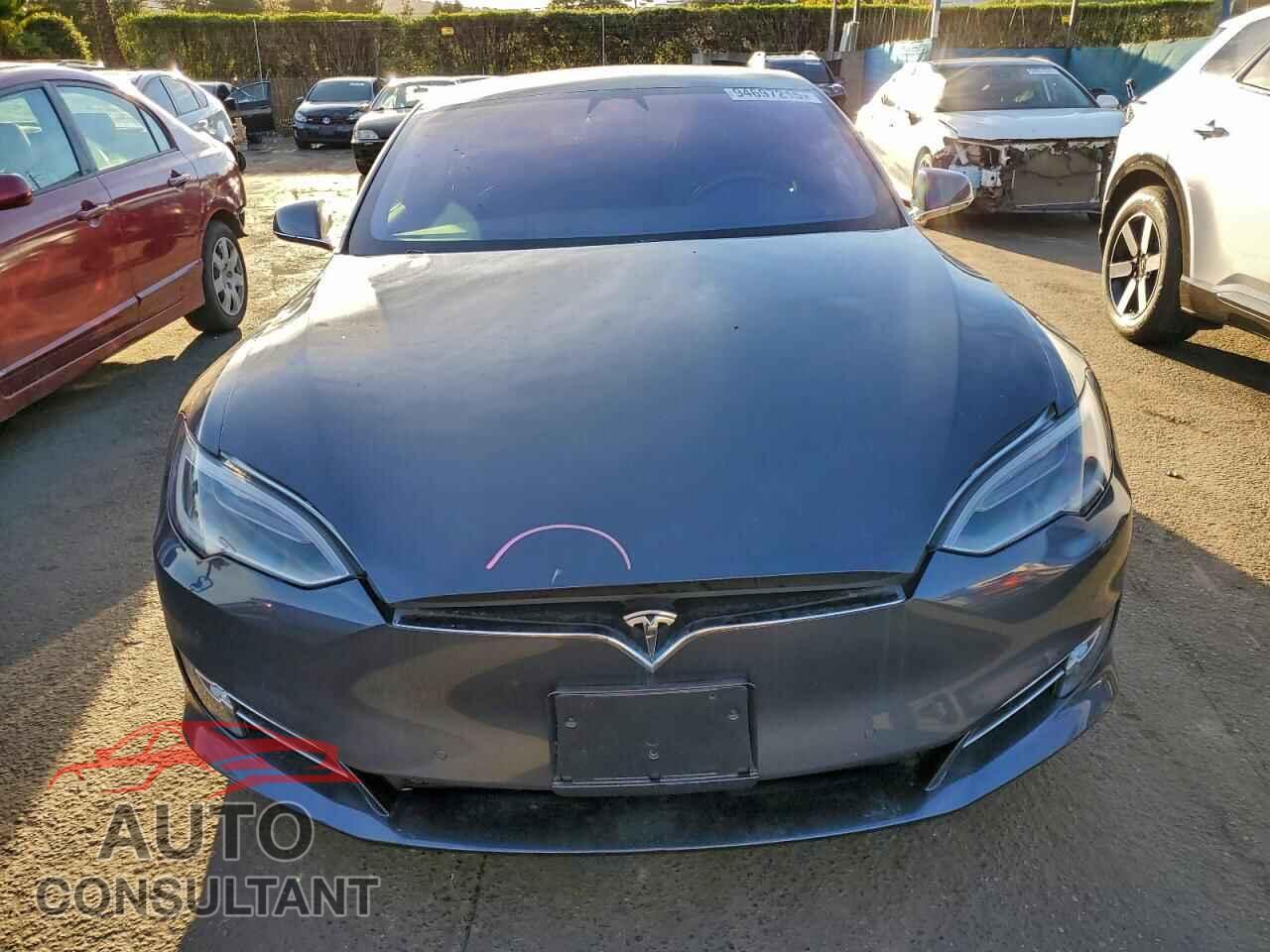 TESLA MODEL S 2017 - 5YJSA1E10HF225979