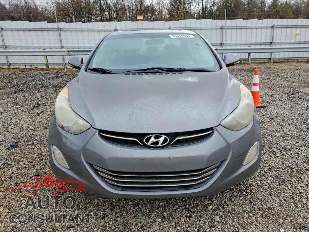 HYUNDAI ELANTRA 2012 - 5NPDH4AE3CH085256