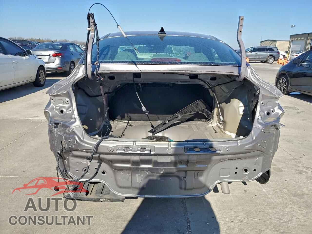 HYUNDAI ELANTRA 2024 - KMHLM4DG5RU636799