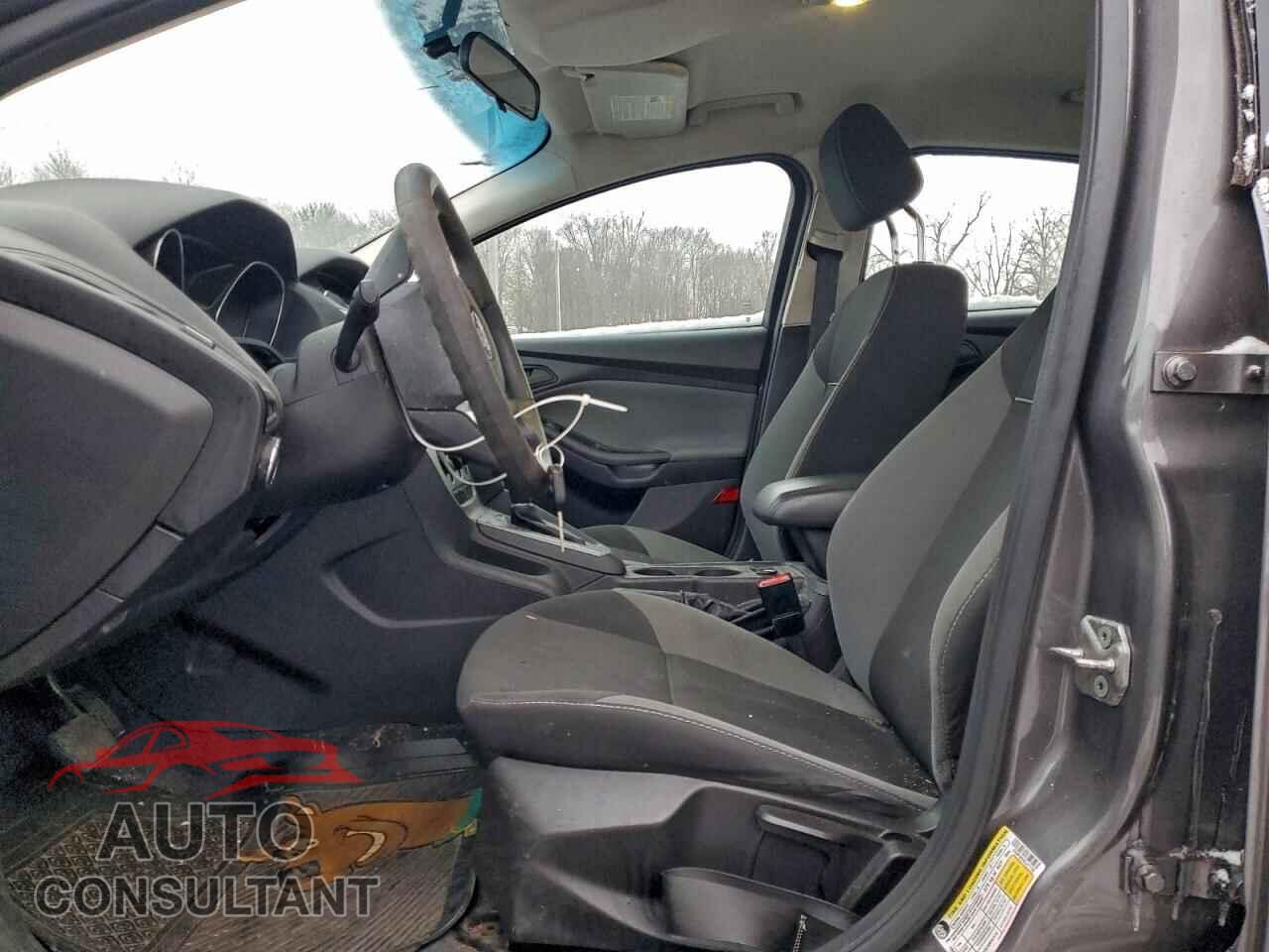 FORD FOCUS 2012 - 1FAHP3F24CL271760