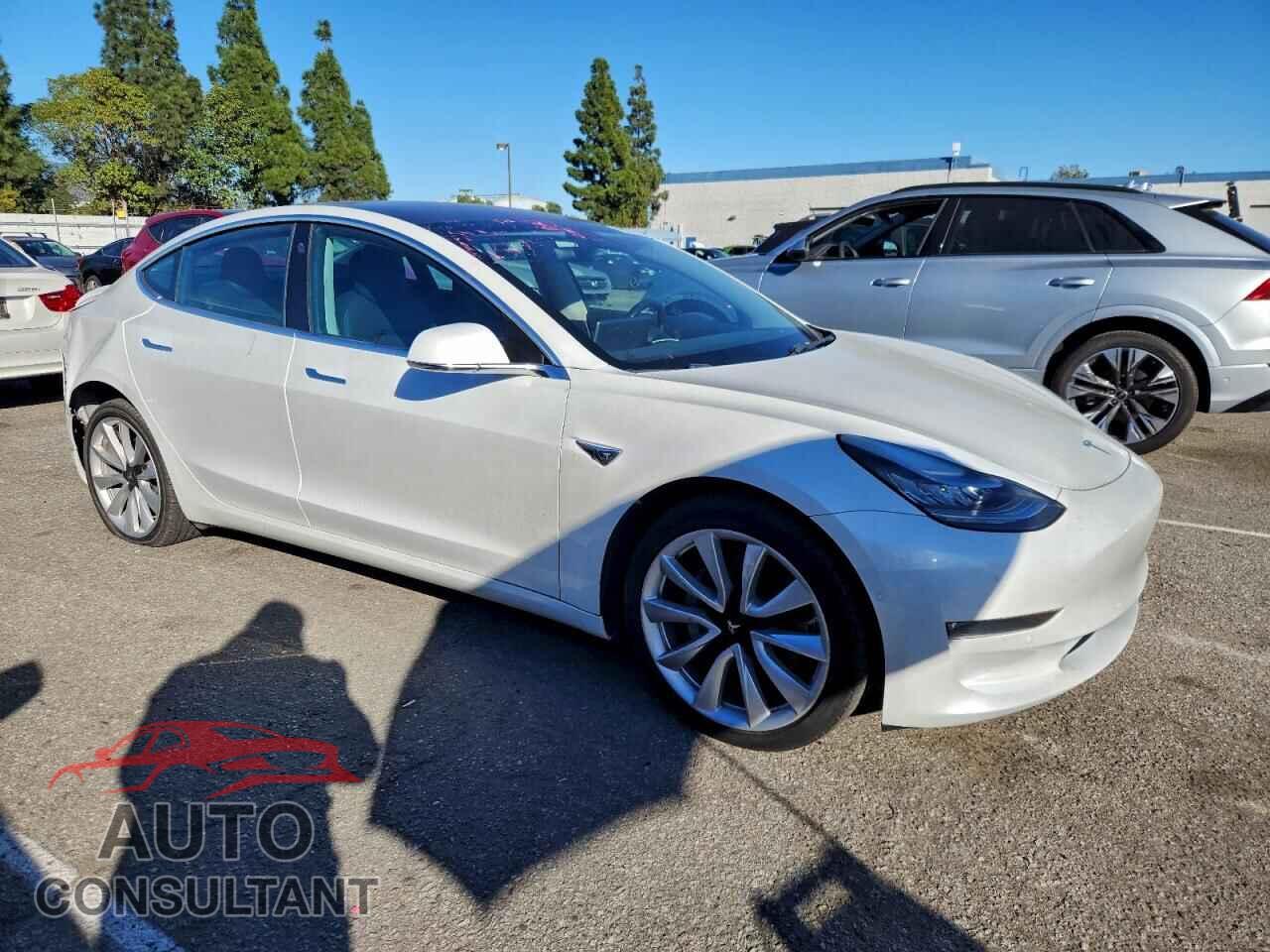 TESLA MODEL 3 2019 - 5YJ3E1EA8KF301352