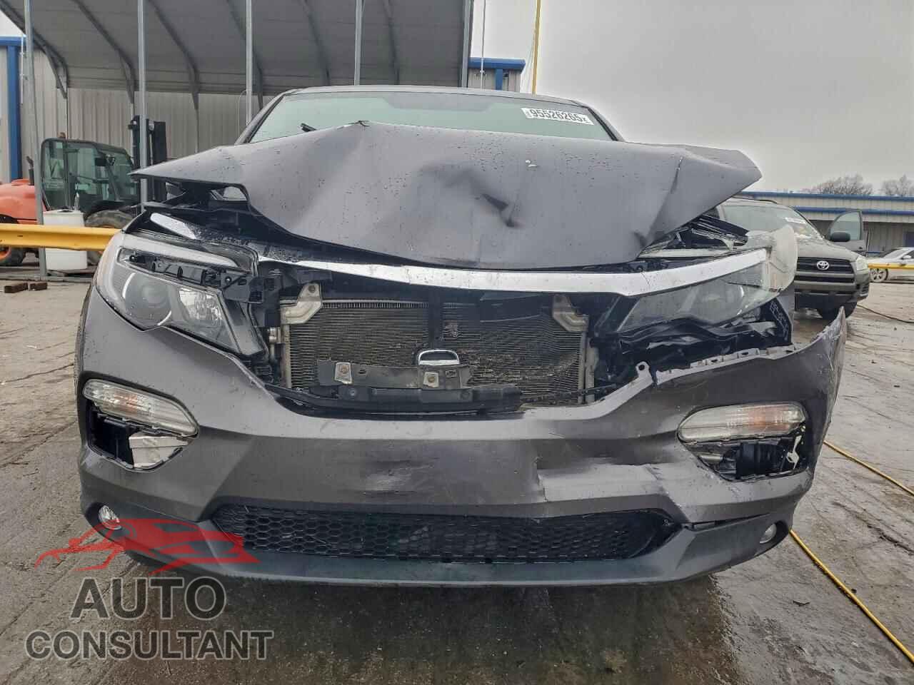 HONDA PILOT 2017 - 5FNYF5H58HB039009