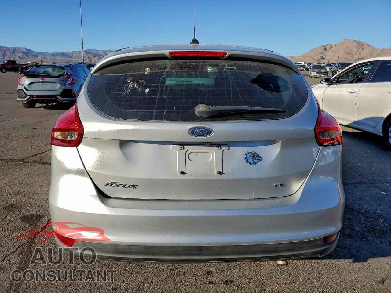FORD FOCUS 2017 - 1FADP3K21HL271601