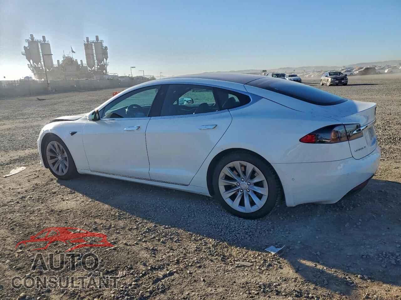 TESLA MODEL S 2017 - 5YJSA1E21HF232352