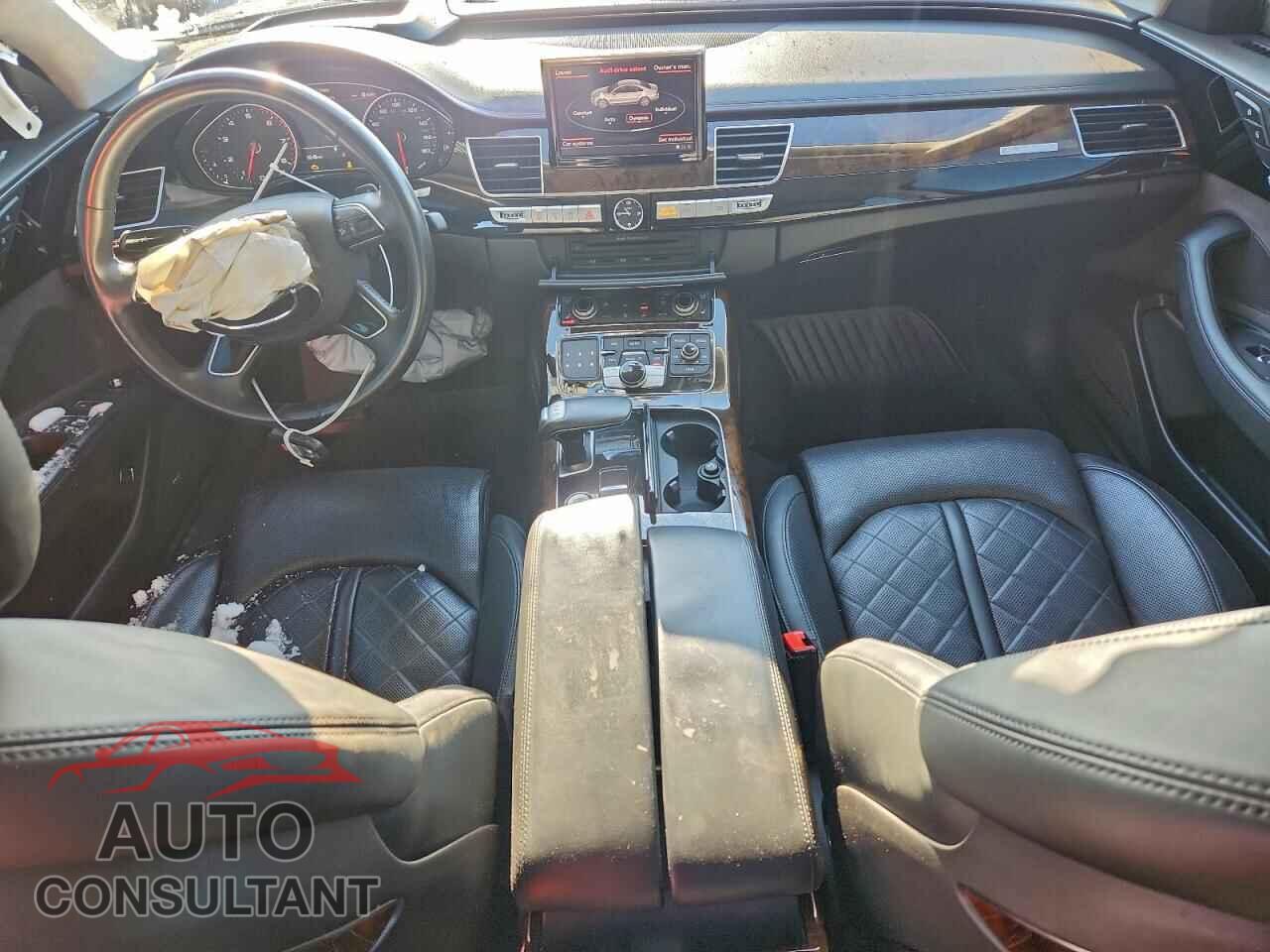 AUDI A8 2017 - WAU43AFD3HN018089