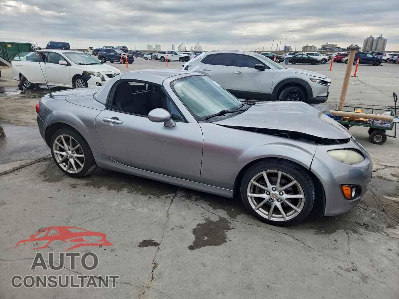 MAZDA MX5 2011 - JM1NC2MF2B0213686