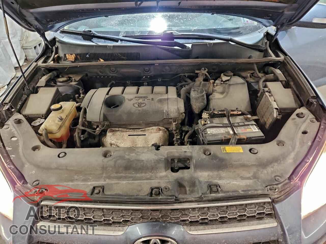TOYOTA RAV4 2012 - 2T3DF4DV7CW243348
