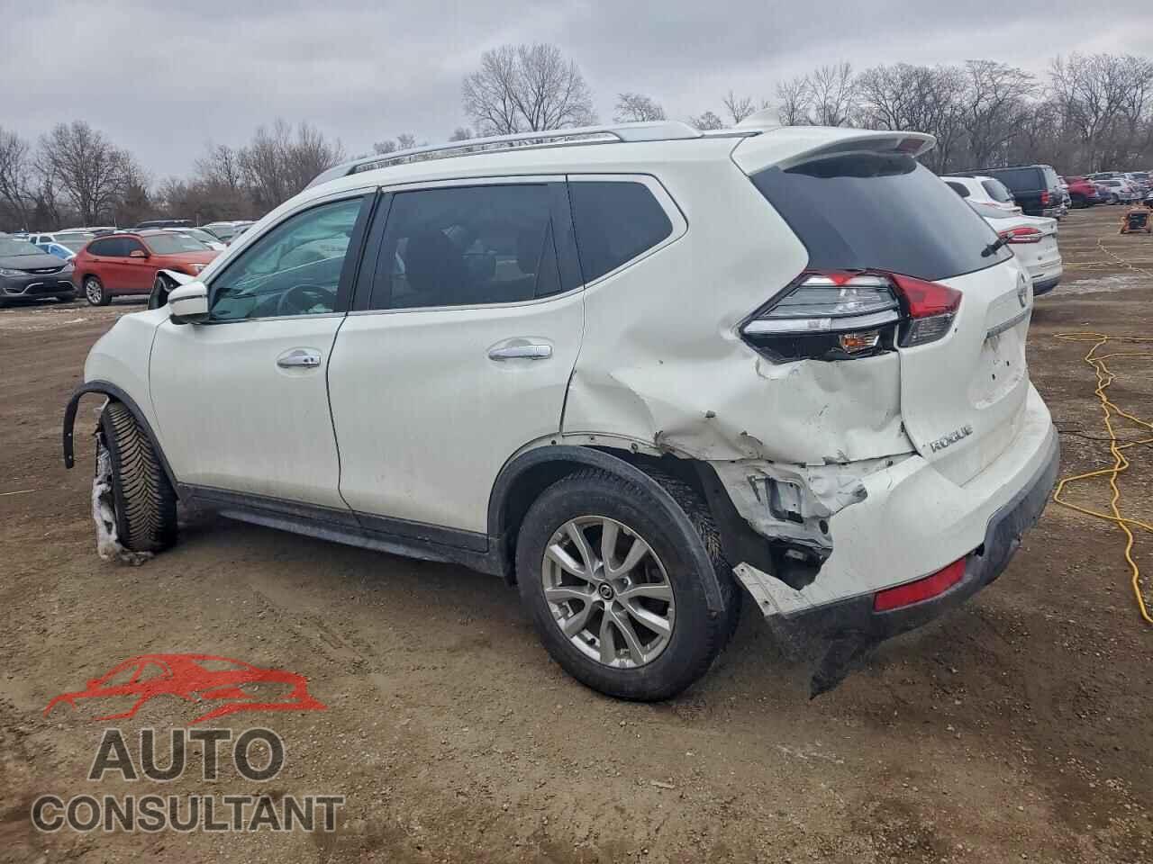 NISSAN ROGUE 2017 - KNMAT2MVXHP522568