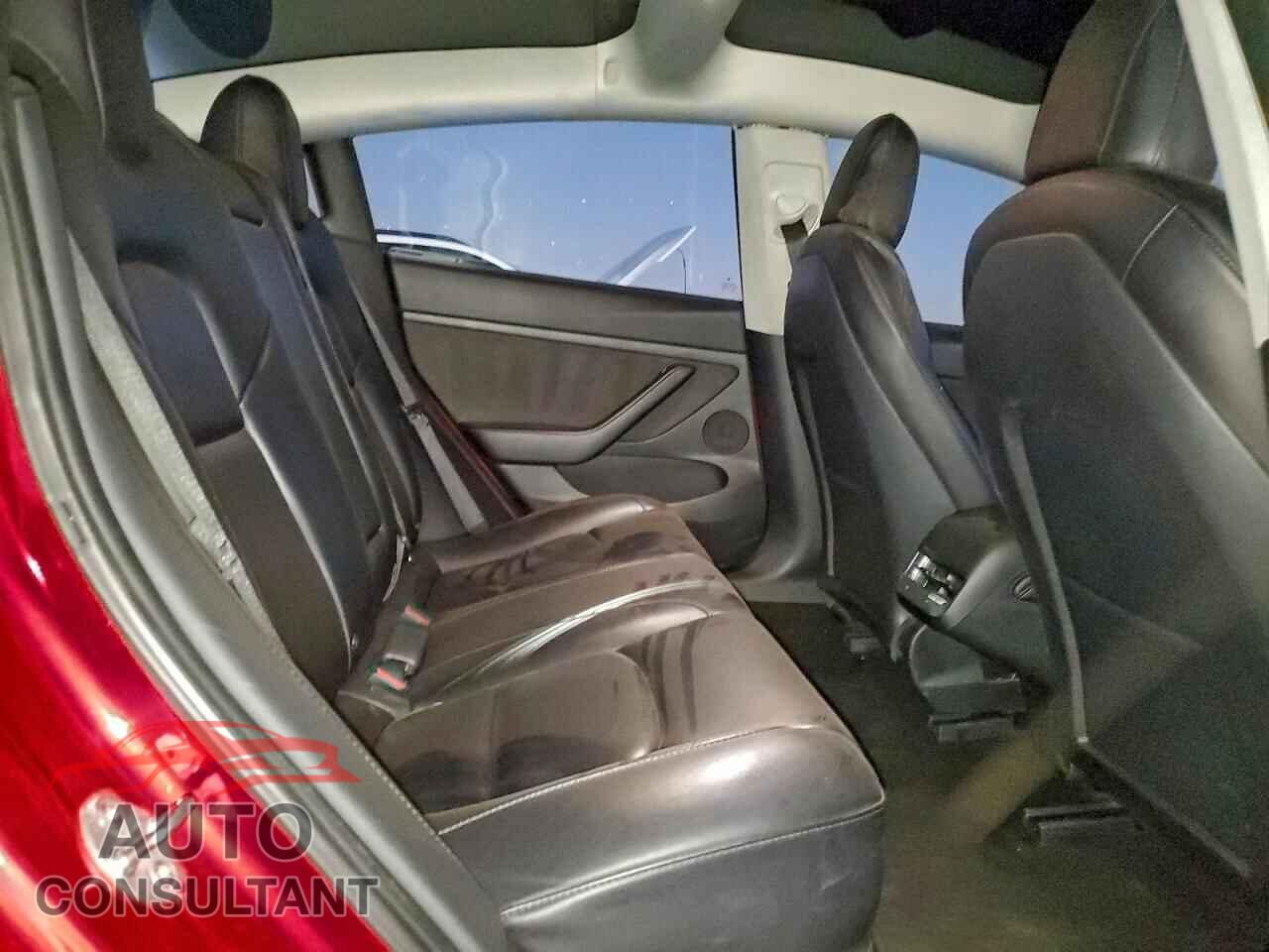 TESLA MODEL 3 2022 - 5YJ3E1EA7NF369145
