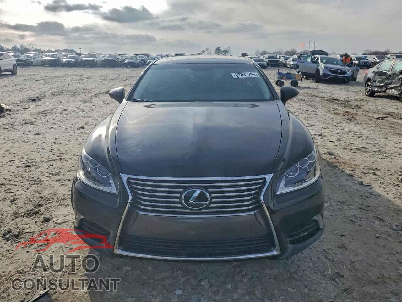 LEXUS LS460 2017 - JTHBL5EF8H5144113