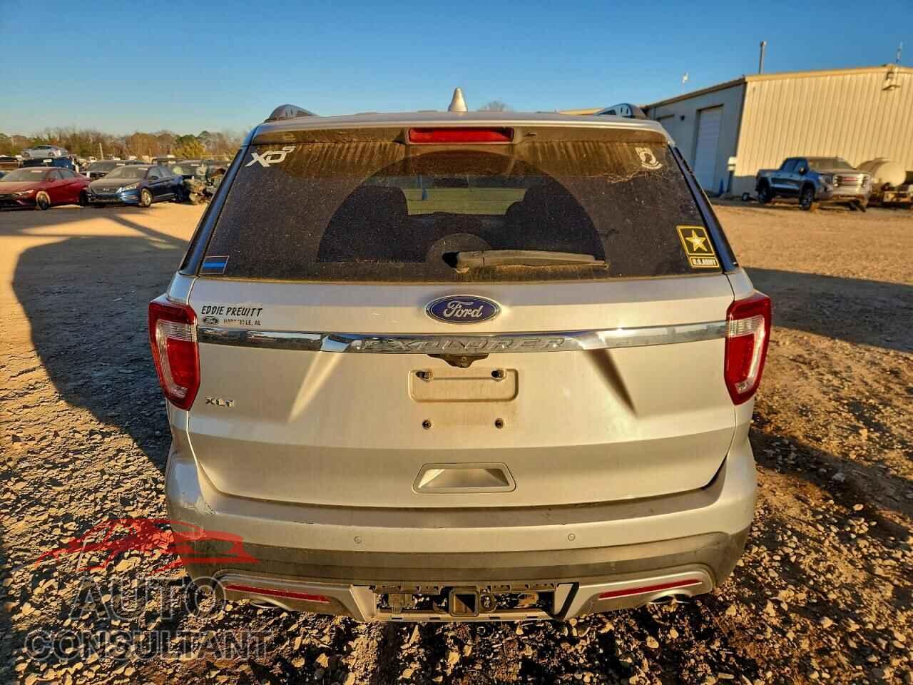 FORD EXPLORER 2017 - 1FM5K7D82HGB49355