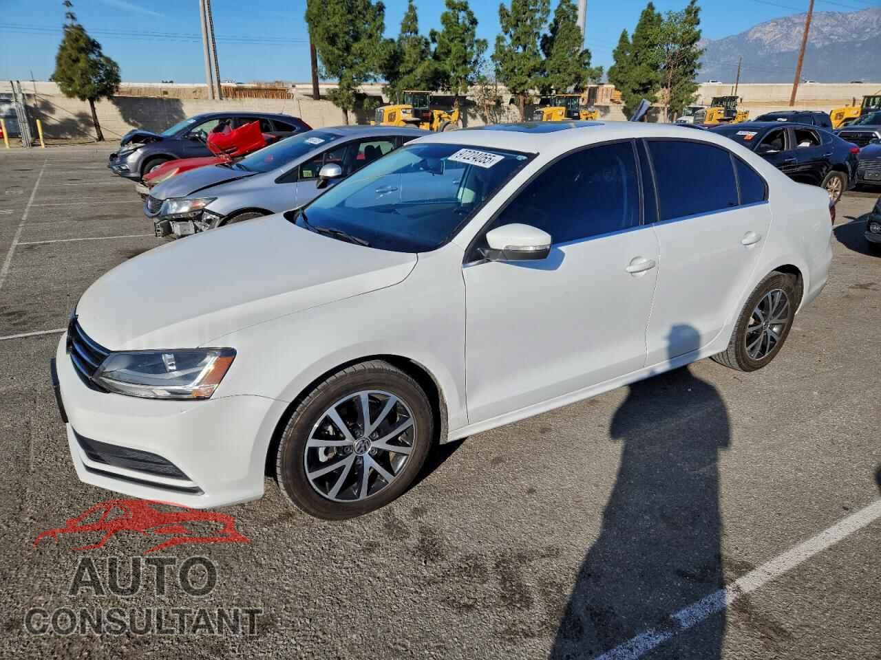 VOLKSWAGEN JETTA 2017 - 3VWDB7AJ7HM308266