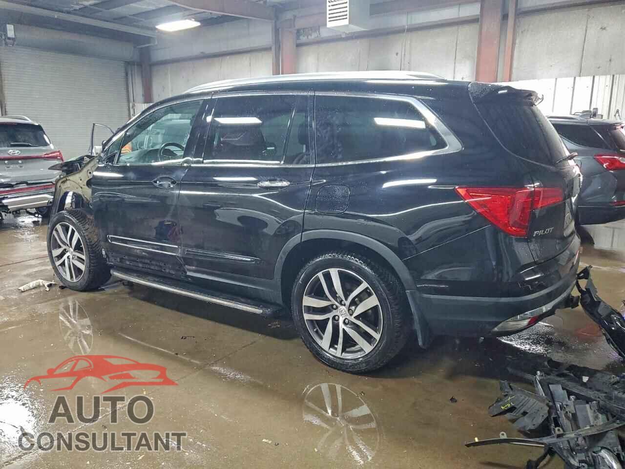 HONDA PILOT 2016 - 5FNYF6H97GB123779