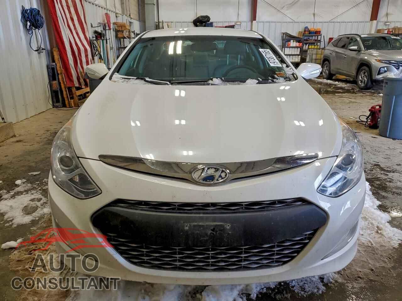 HYUNDAI SONATA 2013 - KMHEC4A40DA064816