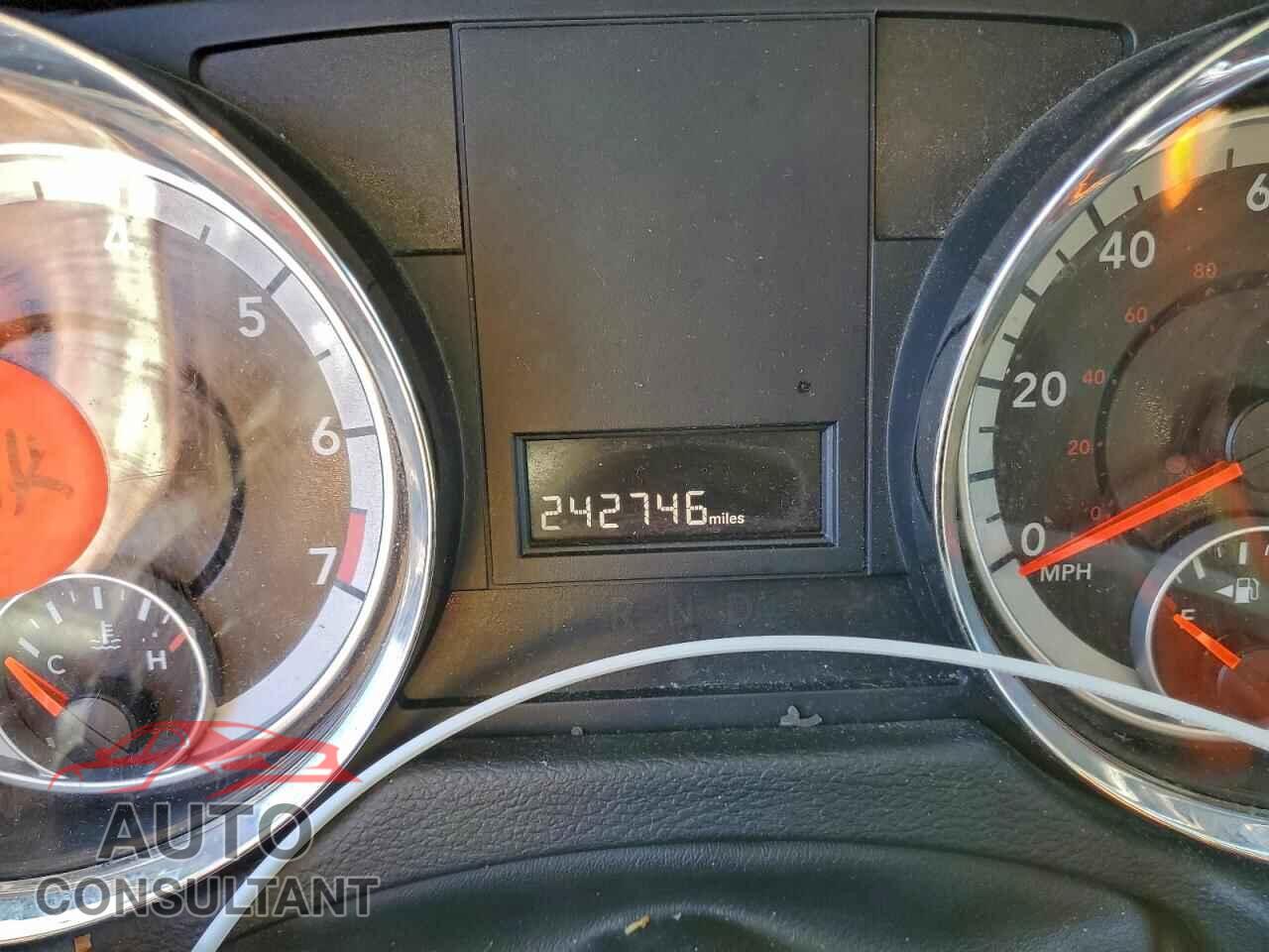 DODGE CARAVAN 2013 - 2C4RDGBG4DR504917