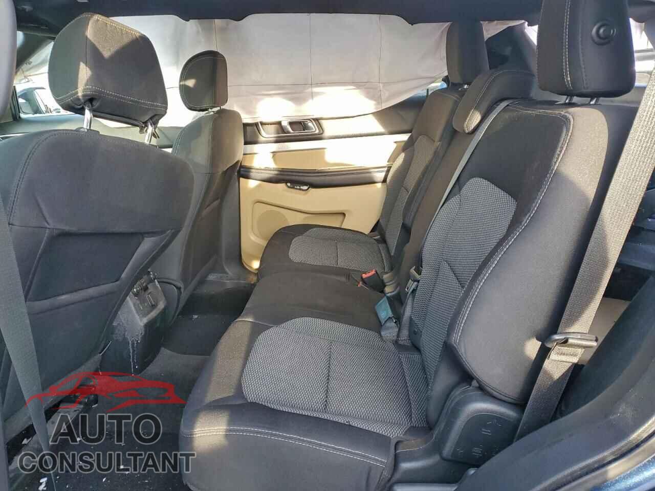 FORD EXPLORER 2017 - 1FM5K8D88HGC24484