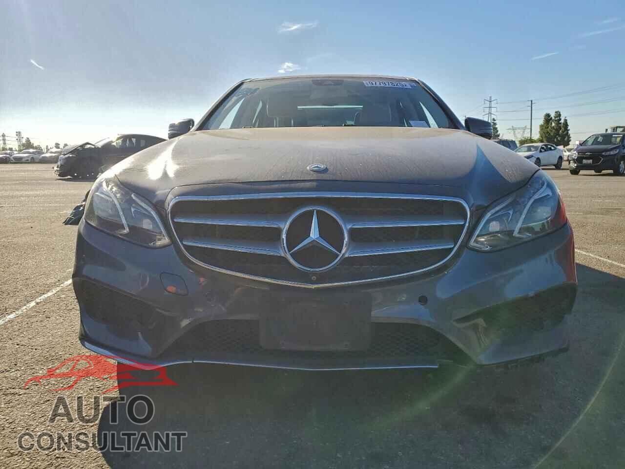 MERCEDES-BENZ E-CLASS 2014 - WDDHF5KB6EB031008