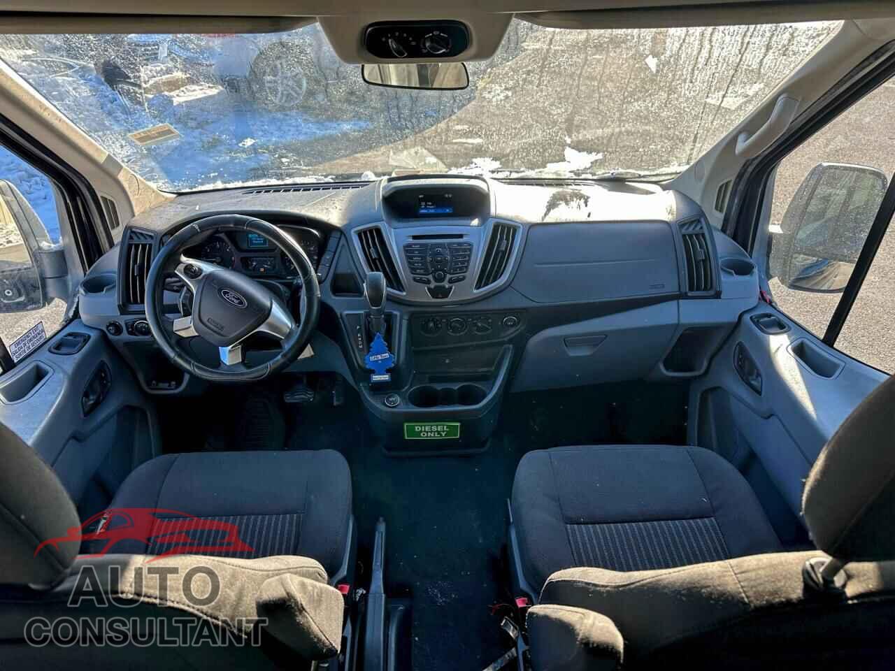FORD TRANSIT 2017 - 1FBVU4XV5HKA38461