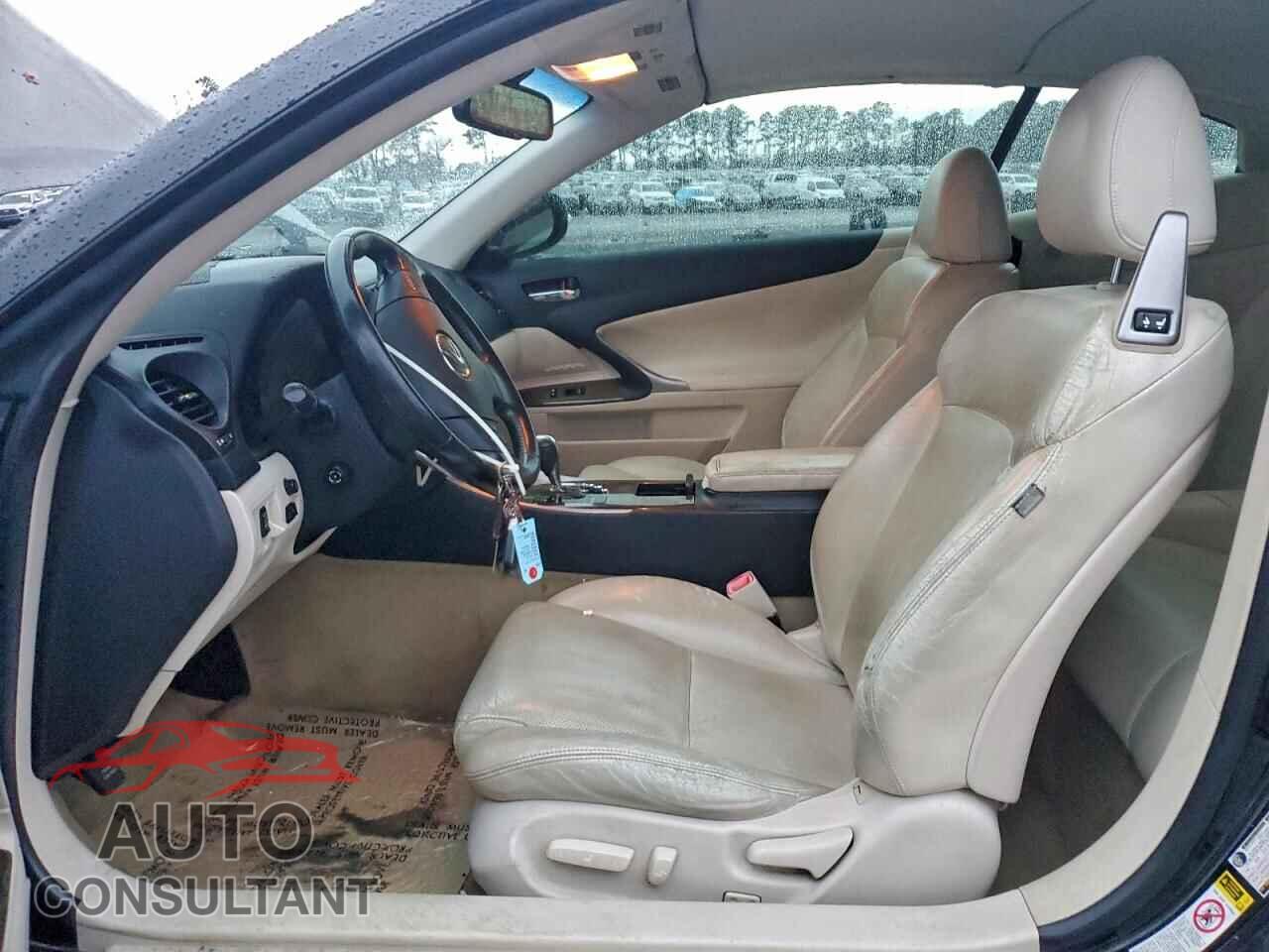 LEXUS IS 2010 - JTHFF2C23A2512180