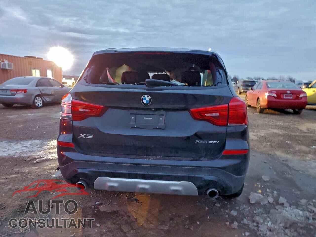 BMW X3 2018 - 5UXTR9C5XJLD69965
