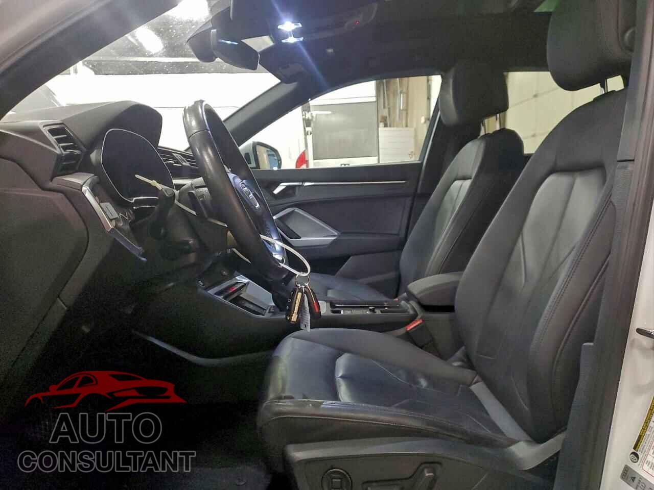 AUDI Q3 2023 - WA1DECF3XP1129254