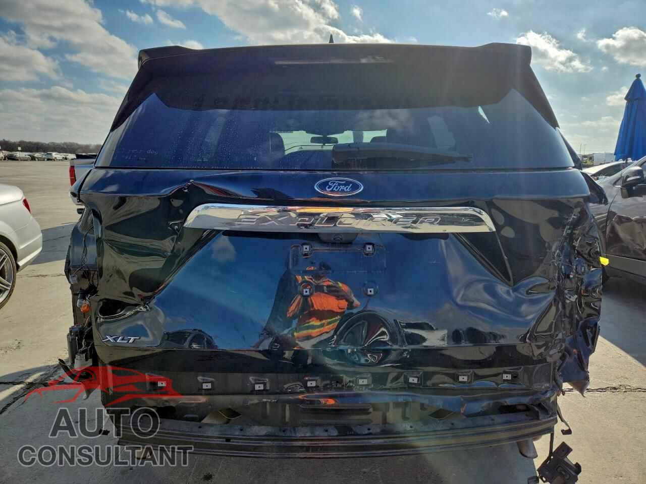 FORD EXPLORER 2023 - 1FMSK7DH9PGA09983