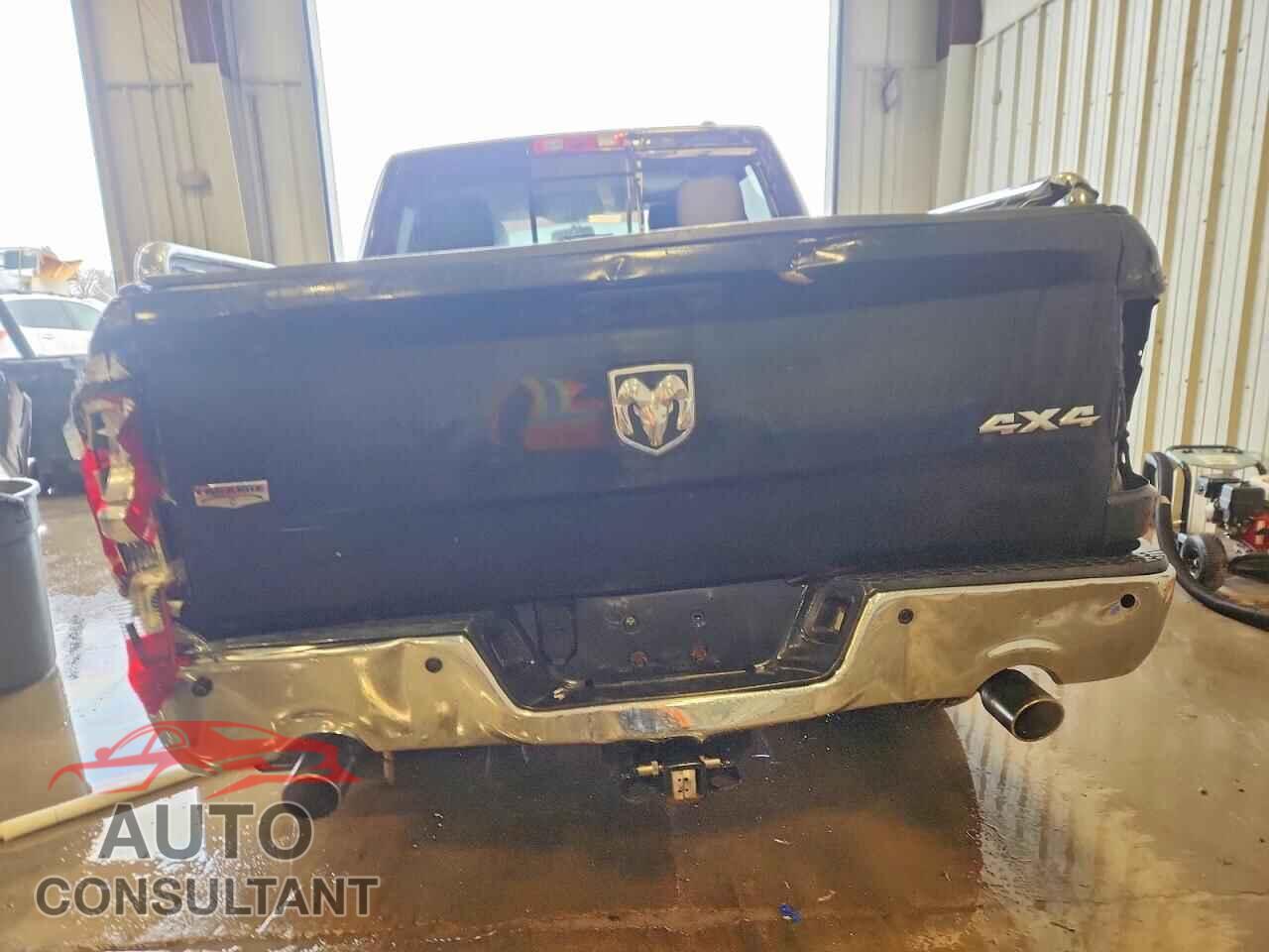 DODGE RAM 1500 2012 - 1C6RD7NT1CS221307