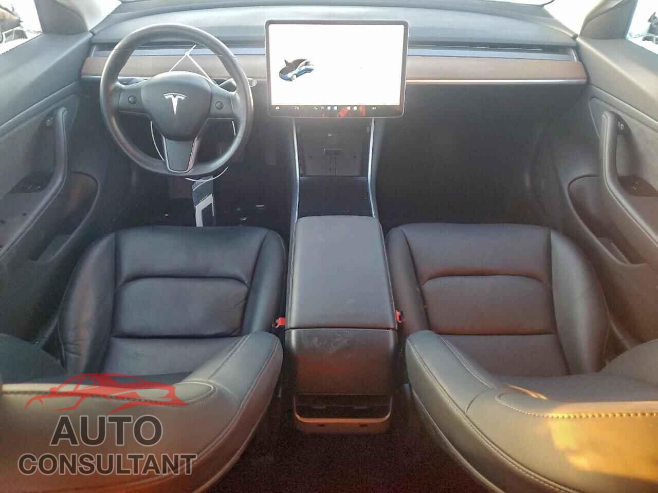 TESLA MODEL 3 2018 - 5YJ3E1EB7JF088207