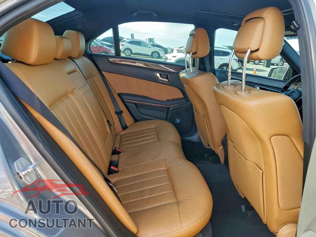 MERCEDES-BENZ E-CLASS 2012 - WDDHF8JB1CA618030
