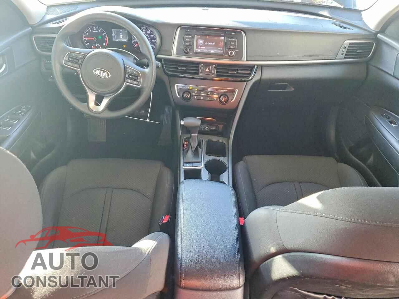 KIA OPTIMA 2017 - KNAGT4L35H5151754