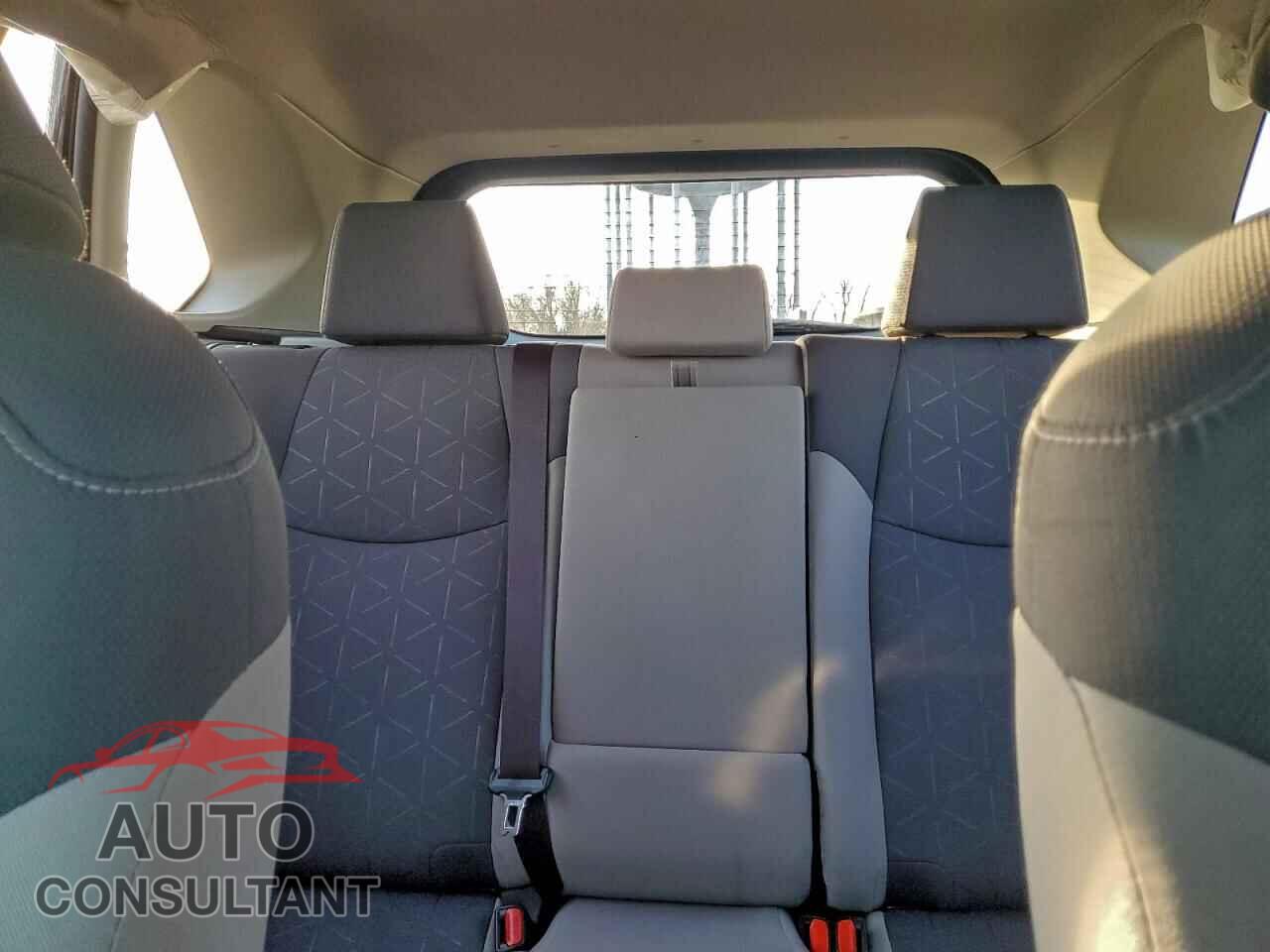 TOYOTA RAV4 2019 - JTMP1RFV3KD035968