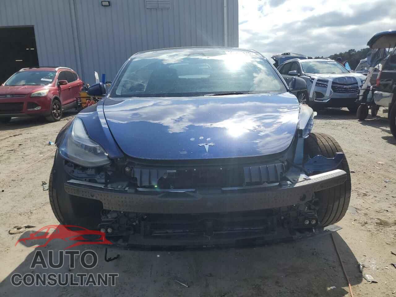 TESLA MODEL 3 2023 - 5YJ3E1EAXPF646535