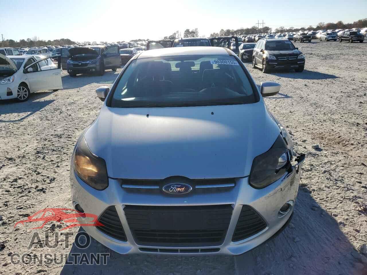 FORD FOCUS 2012 - 1FAHP3F26CL202116