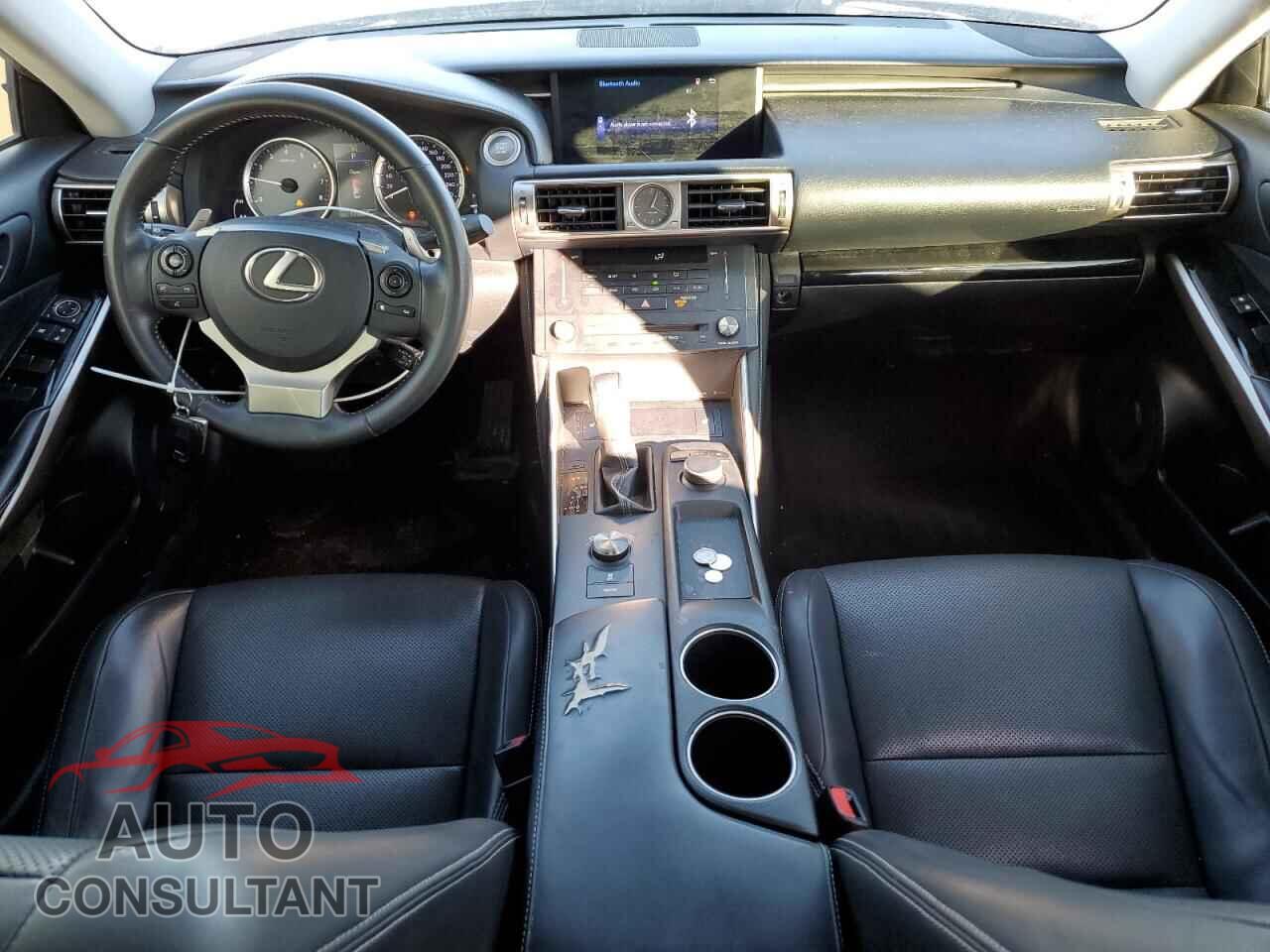 LEXUS IS 2015 - JTHBF5D29F5051720