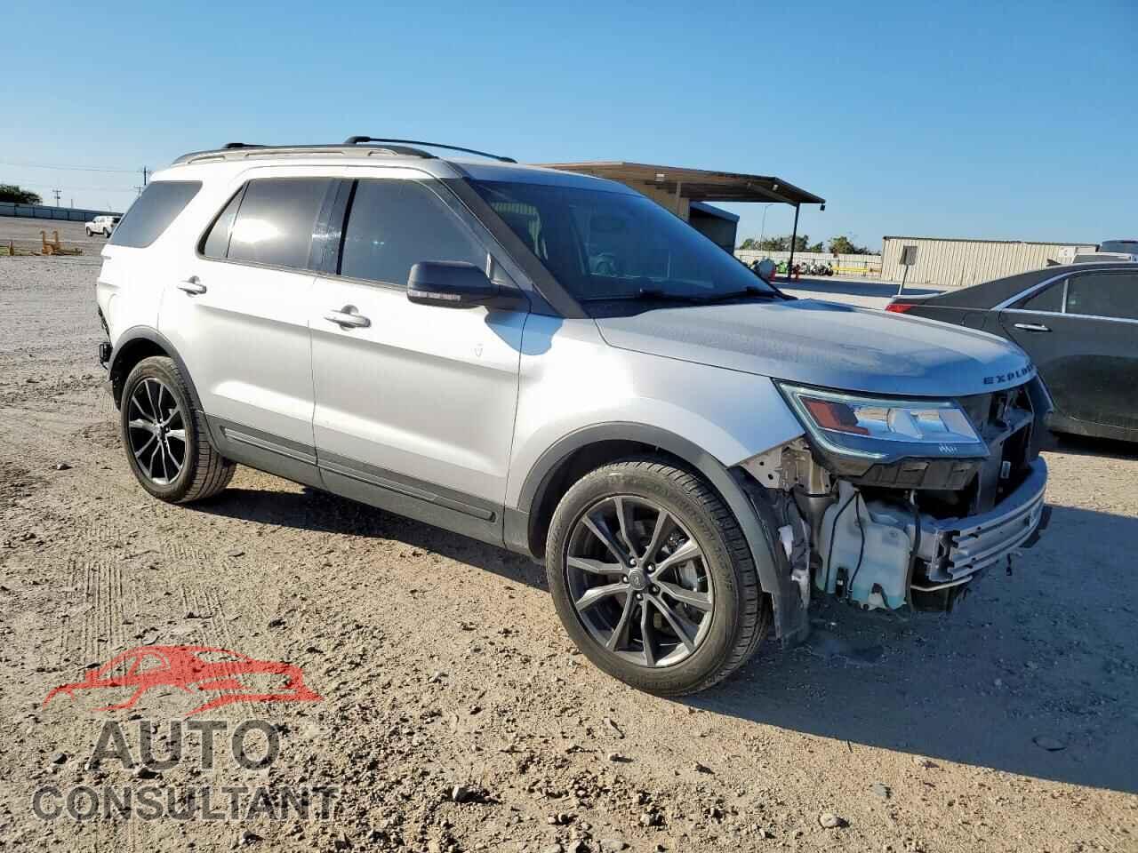 FORD EXPLORER 2017 - 1FM5K7D88HGD85797