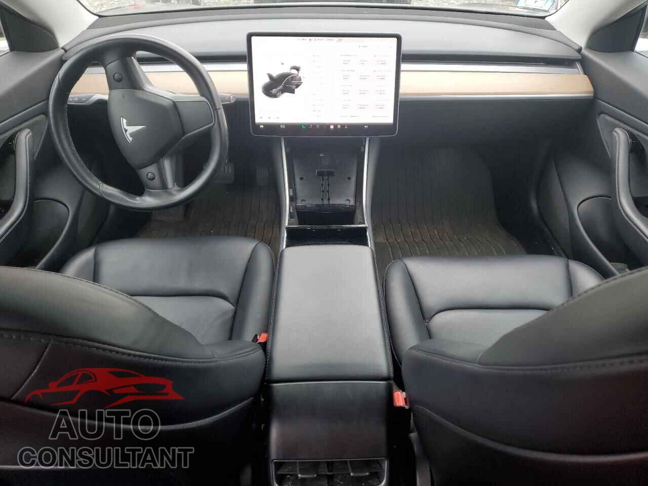 TESLA MODEL 3 2018 - 5YJ3E1EB7JF068166
