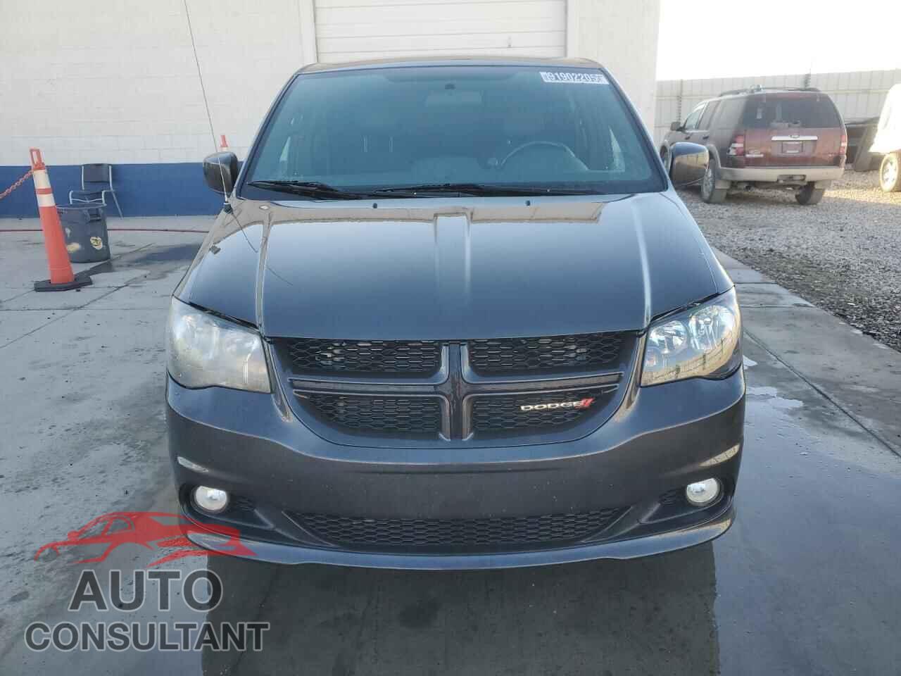 DODGE CARAVAN 2015 - 2C4RDGEGXFR533076