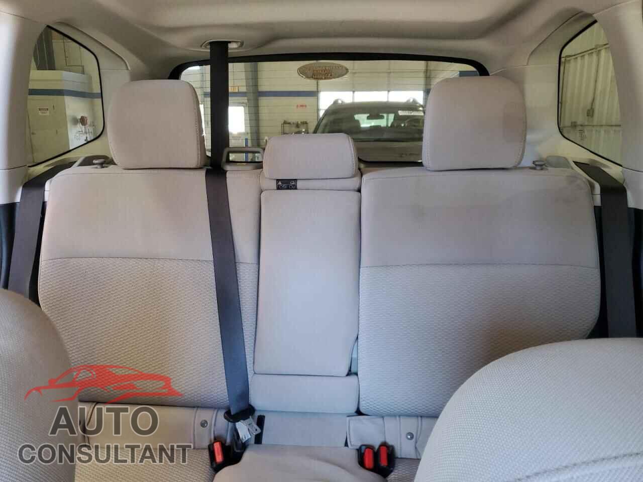 SUBARU FORESTER 2017 - JF2SJAEC3HH412720