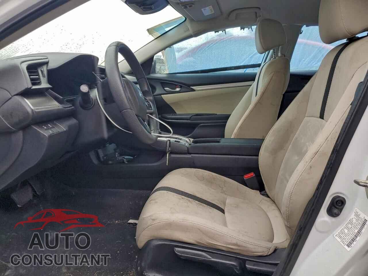 HONDA CIVIC 2019 - 2HGFC2F62KH562281