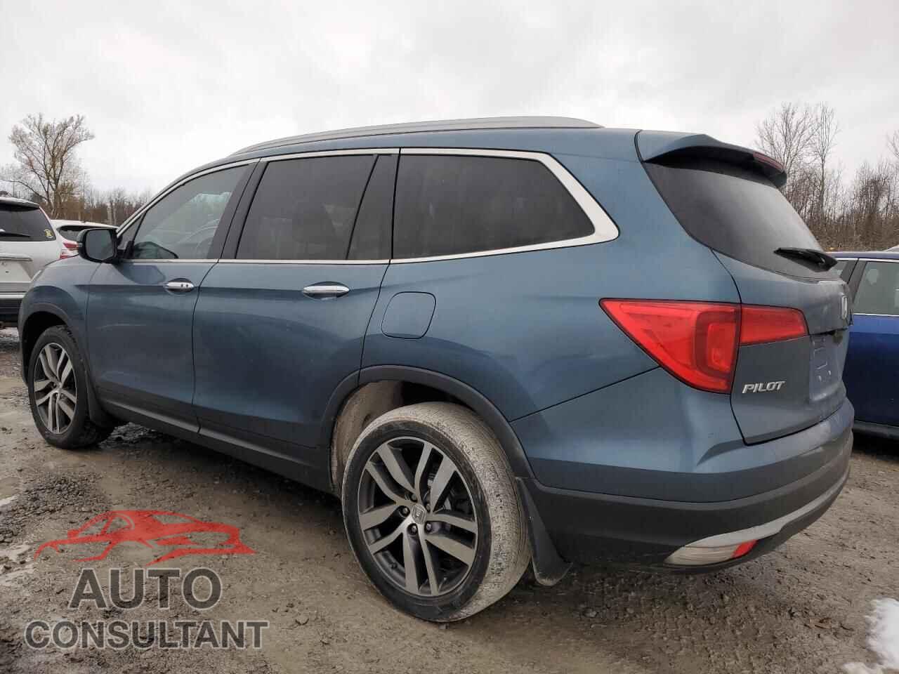 HONDA PILOT 2017 - 5FNYF6H99HB075008